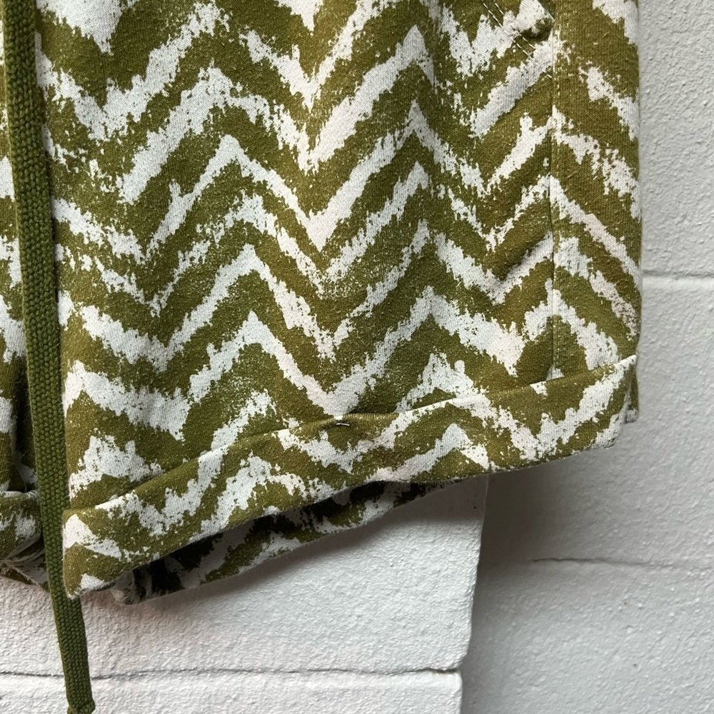 Daily Practice Green Chevron Women's Athletic Shorts. Anthropologie. Small - Picture 3 of 5